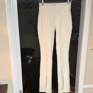 Women’s ALO yoga flare legging pants